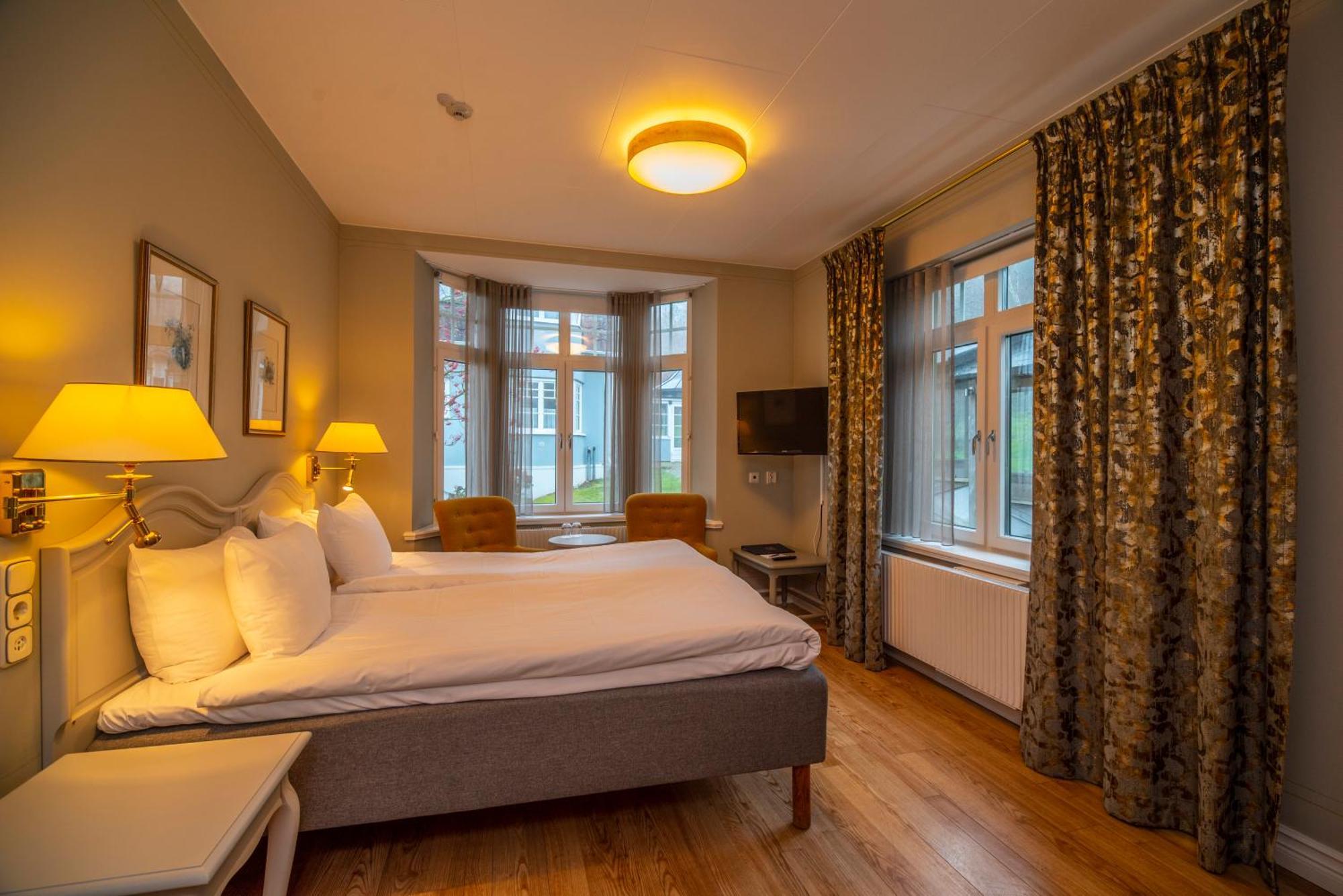 ארילד Hotel Rusthallargarden מראה חיצוני תמונה
